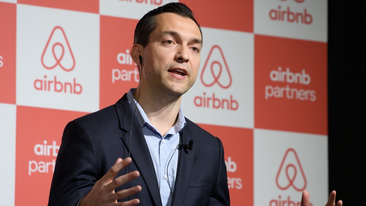 Airbnb cofounder says an uncertain economy creates opportunities for