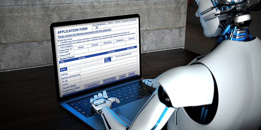 Business leaders planning to hire more workers despite rise of AI: survey - Vimarsana News
