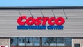 Minneapolis, Minnesota, Costco Business Center. Costco is a members-only warehouse selling everything from groceries to electronics. (Photo by: Michael Siluk/UCG/Universal Images Group via Getty Images)