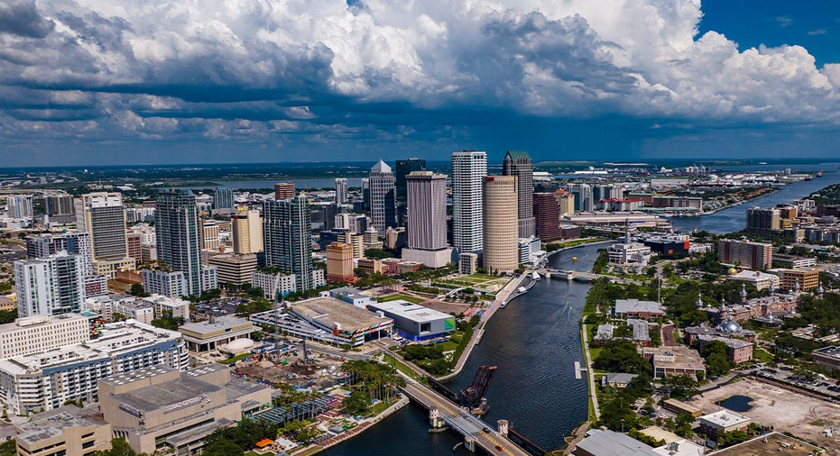 Tampa, Florida skyline