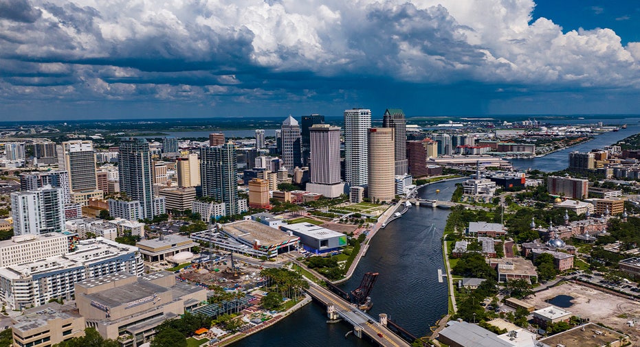 Tampa, Florida skyline