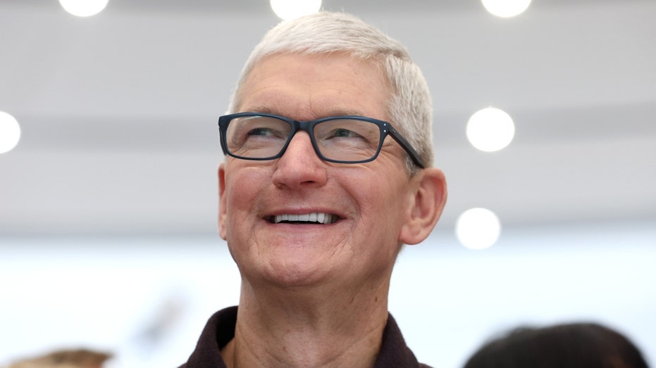 Tim Cook