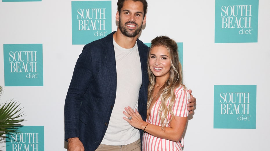 Eric Decker with Jessie James Decker, smiling together