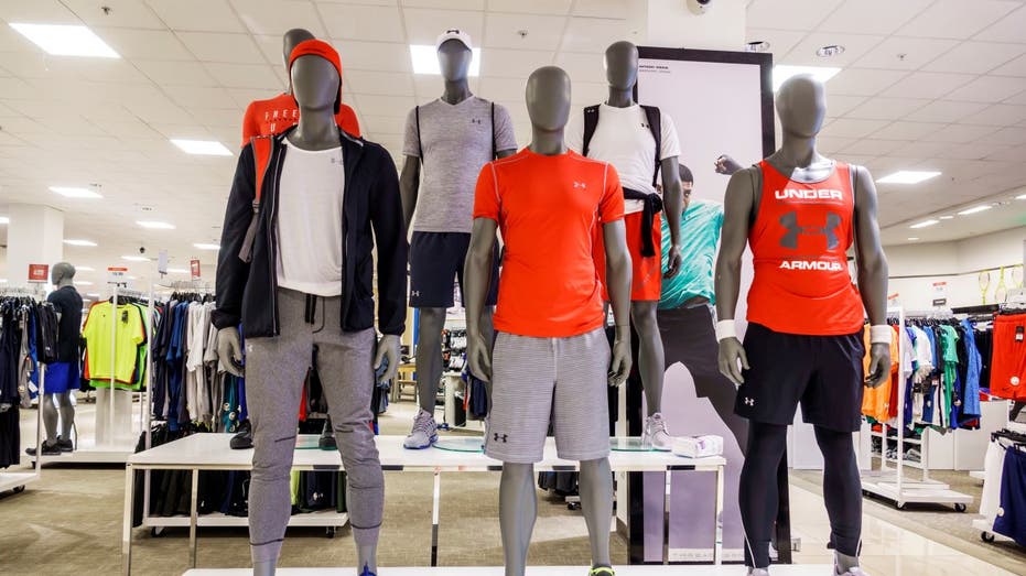 Mannequin Macys