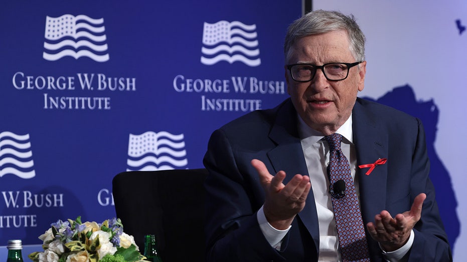 Bill Gates speaks during AIDs relief event
