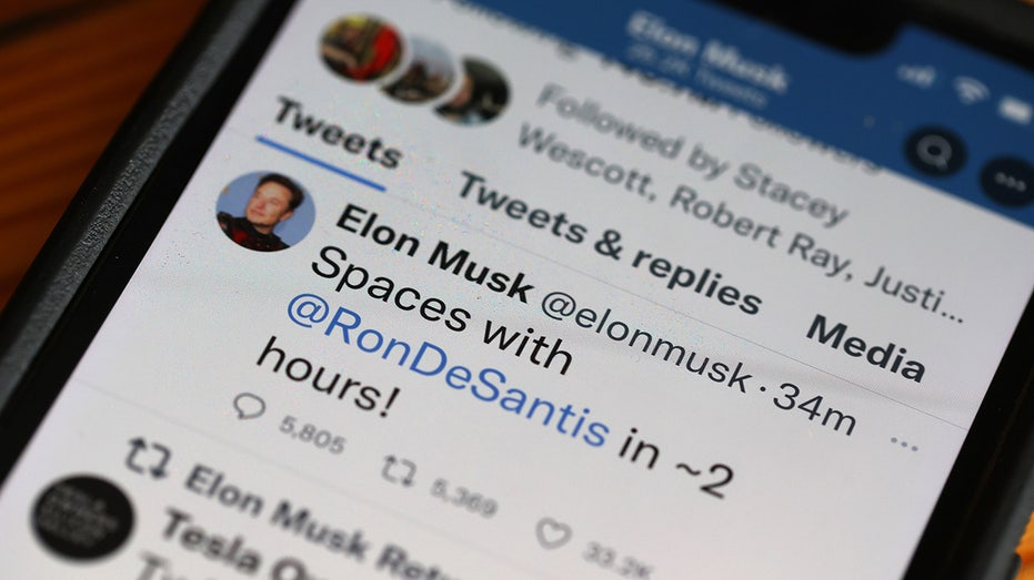 Musk tweets about DeSantis announcement on Twitter Spaces