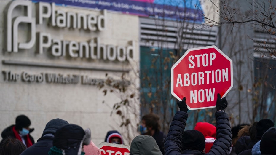 Anti-abortion protesters at Planned Parenthood in DC