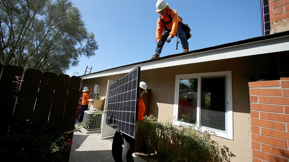 Installing panels