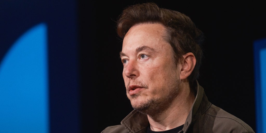 Elon Musk claims Twitter login requirement temporary measure due to data scraping
