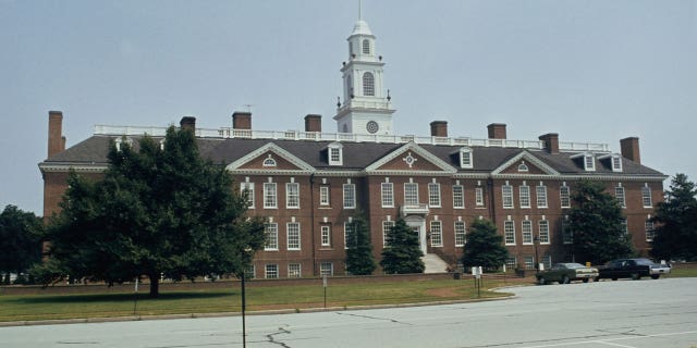 DE capitol