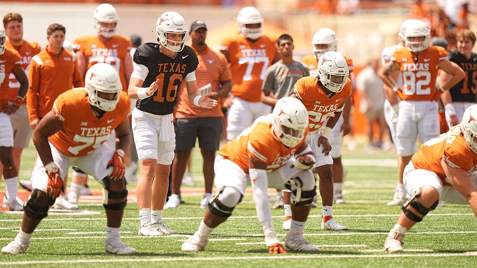 Arch Manning during the Texas Spring Game