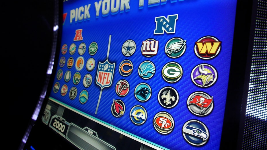 The NFL Super Bowl Jackpots slot machine