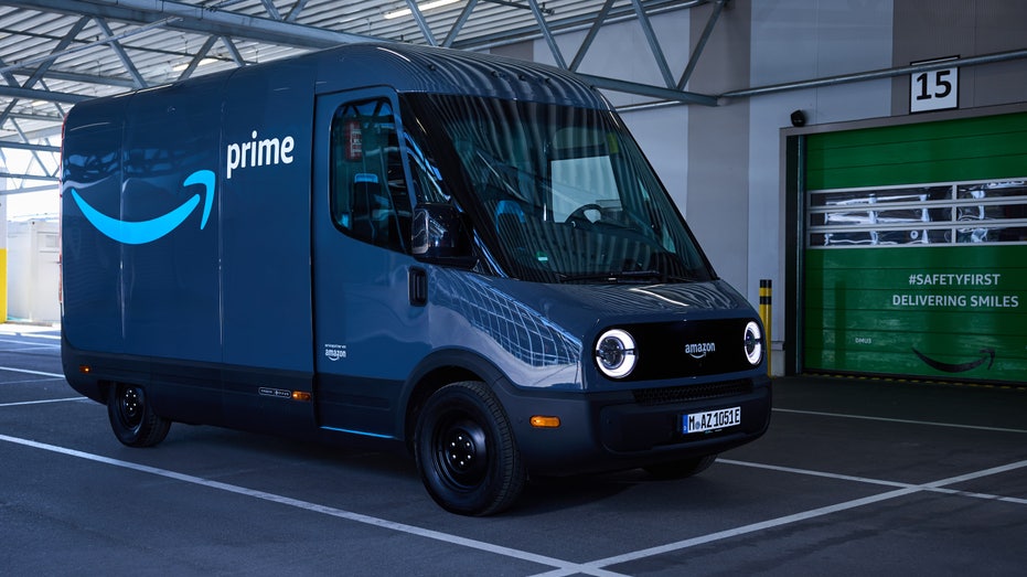 Amazon-Rivian deal sends shares to new excessive Amazon-Rivian deal sends shares to new excessive