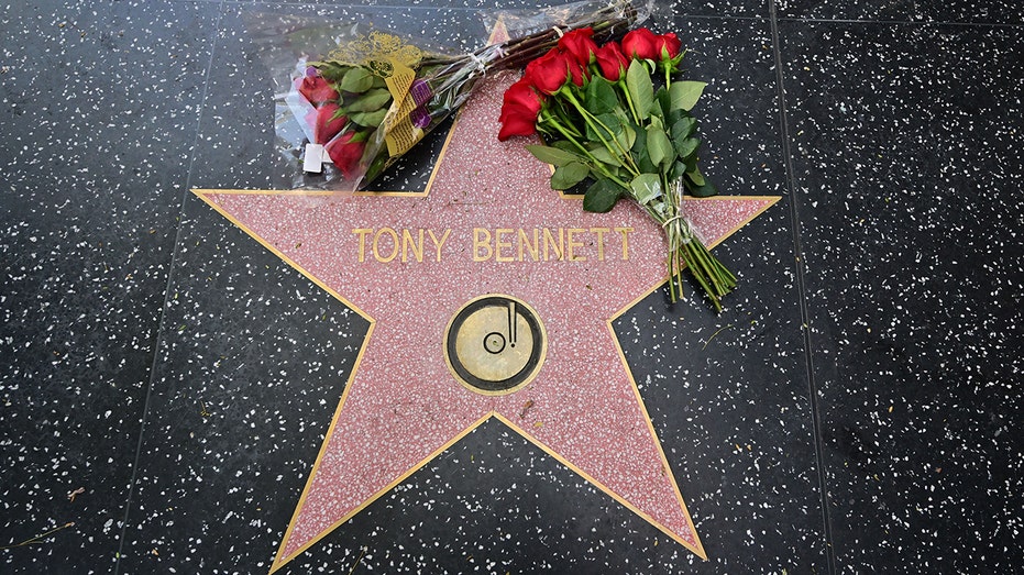 Flowers on Tony Bennett's Hollywood star