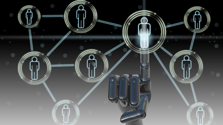 robot hand picking from candidates