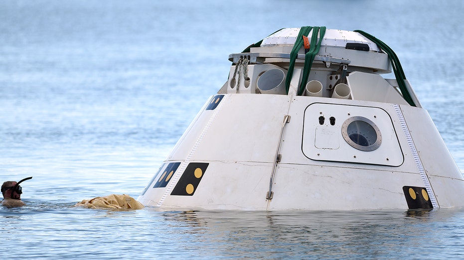 Starliner training capsule 