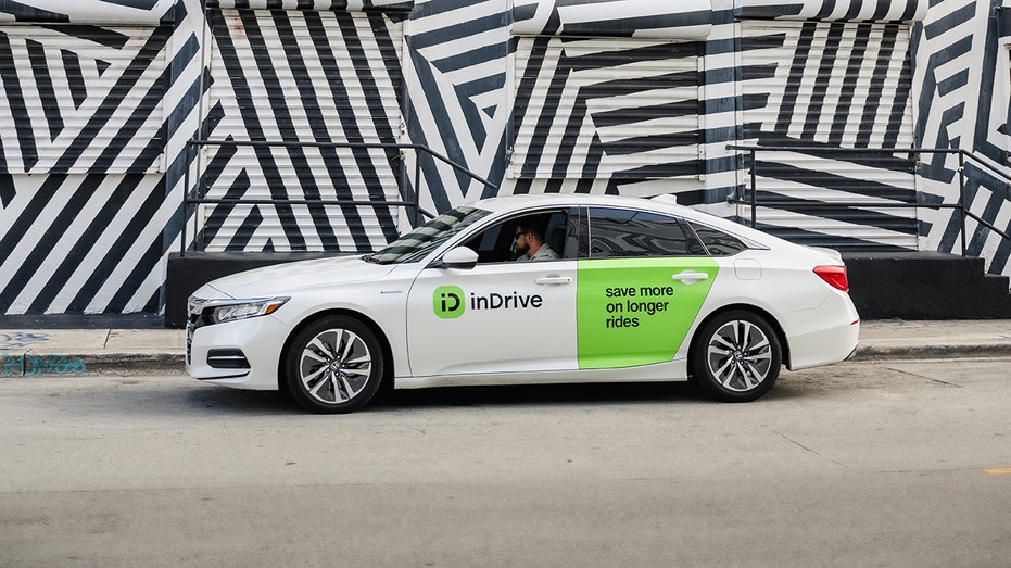 An inDrive driver
