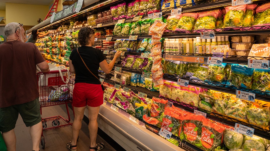 Woman grocery shops in Vermont