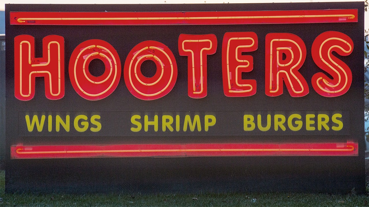 Hooters shutters dozens of underperforming restaurants optimistic for future reports Fox Business Hooters shutters dozens of underperforming restaurants optimistic for future reports Fox Business