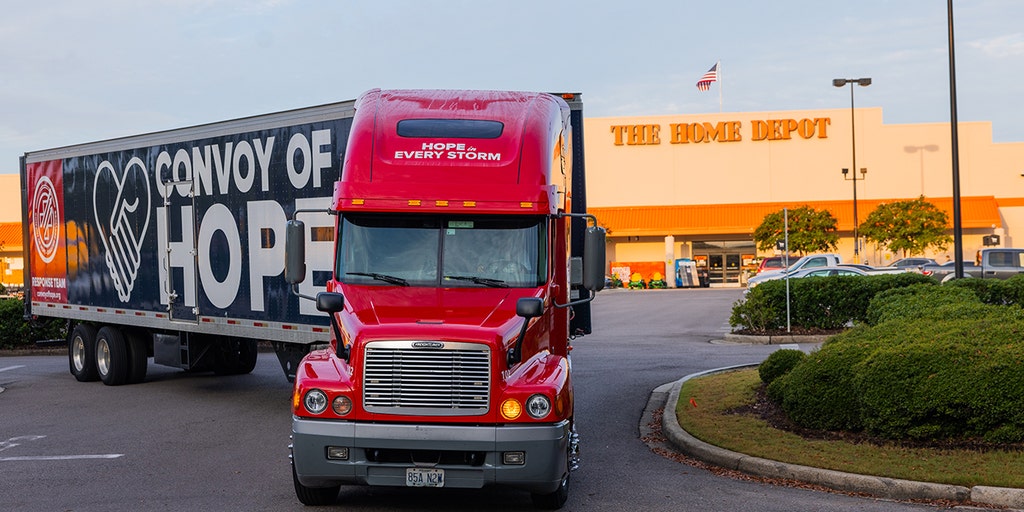 Hurricane Idalia: Home Depot, Lowe's mobilize recovery efforts - Vimarsana News