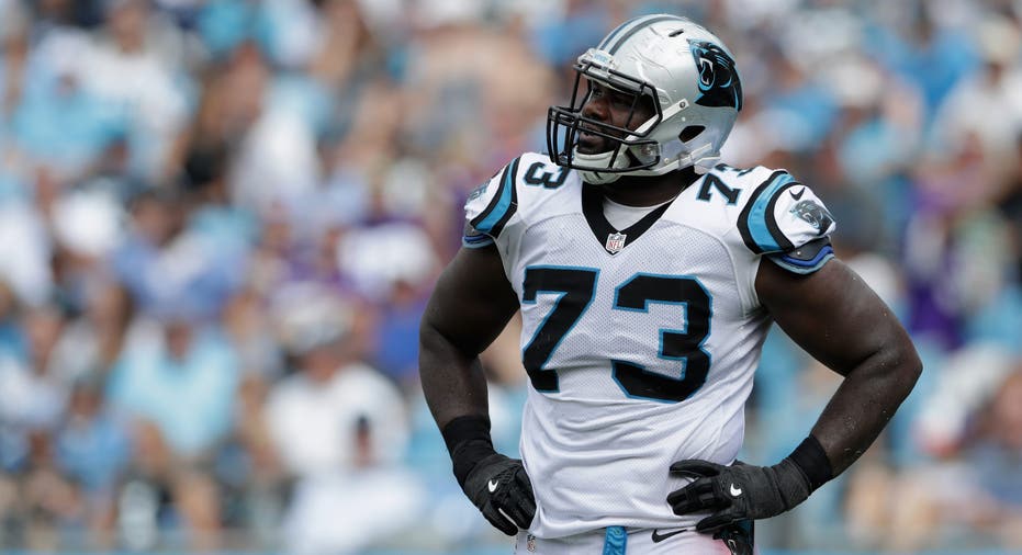 michael oher panthers