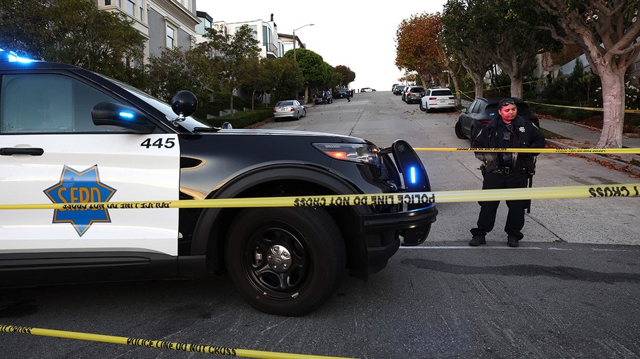 Police car, tape