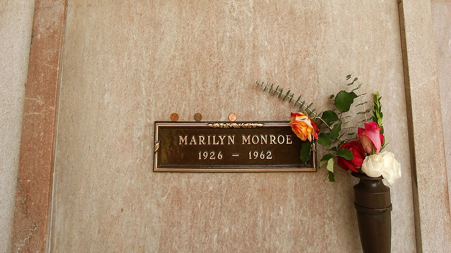 Los Angeles Burial Crypt Near Marilyn Monroe, Hugh Hefner On Sale For ...