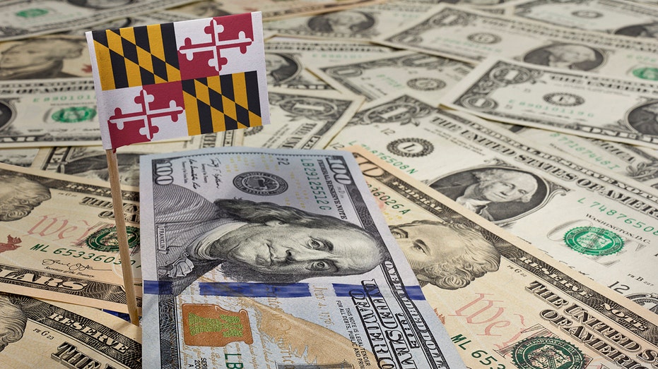 Maryland flag with money