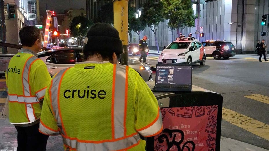 California Suspends Cruise’s Autonomous Robotaxis | Fox Business