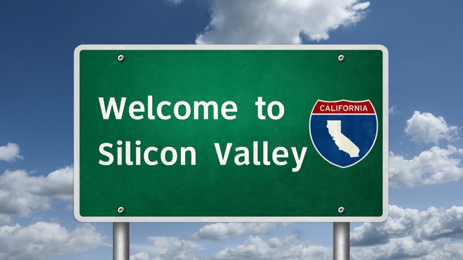 welcome to silicon valley sign