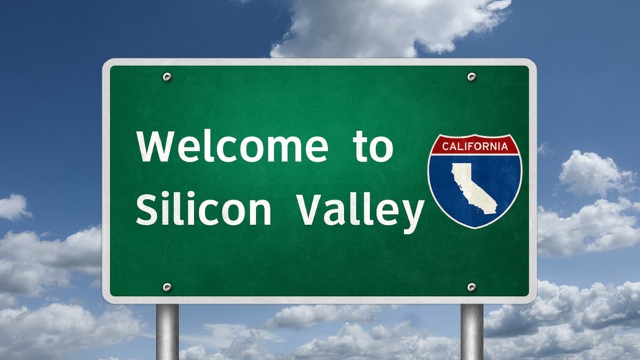 welcome to silicon valley sign