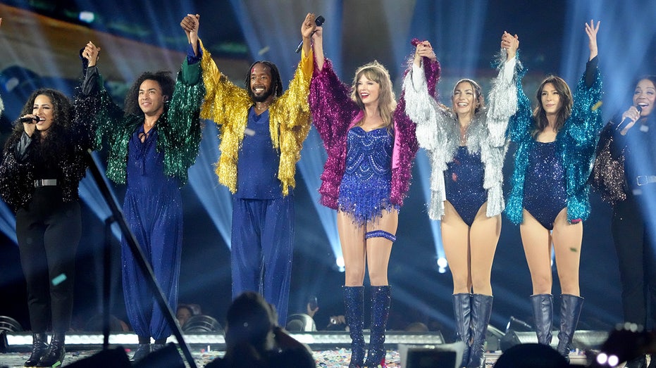 Taylor Swift gifts Eras Tour staff millions in bonuses | Fox Business