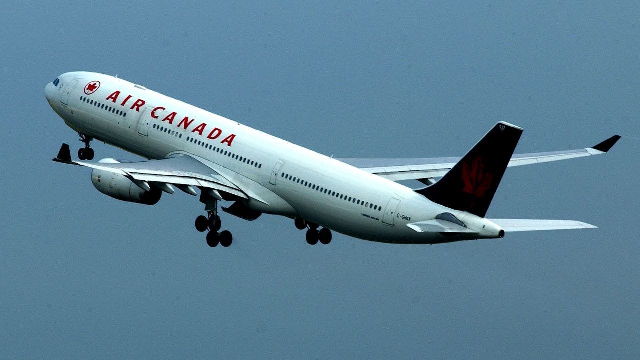 Air Canada passengers kicked off flight for refusing to sit on vomit-covered seats