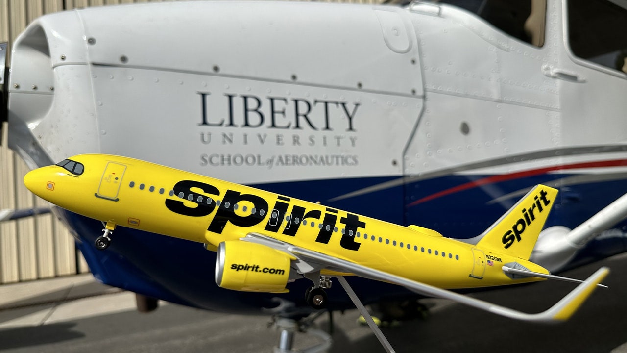 Spirit Airlines partners with Liberty University flight school, looks to address pilot shortage