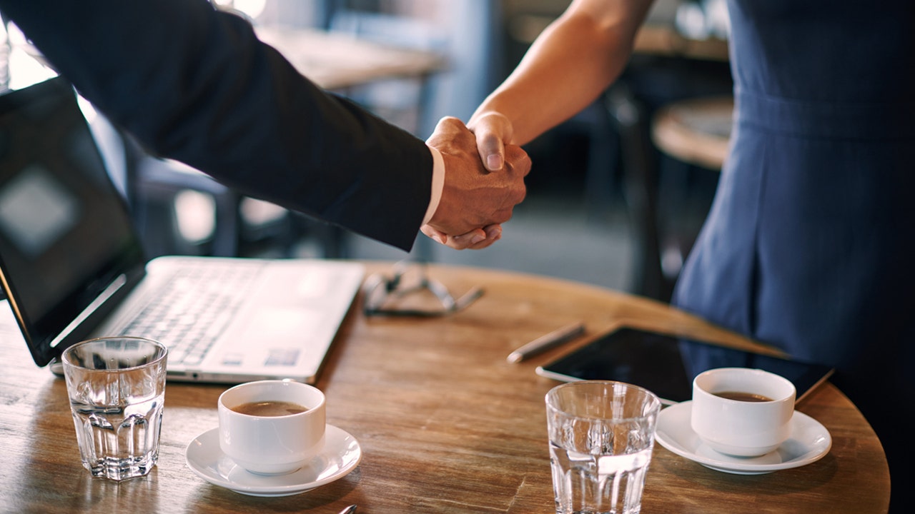 Job interview ‘coffee cup test’ used by corporate executive goes viral: ‘Manipulative’