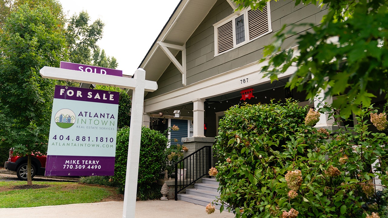 Mortgage rates drop again but pending home sales stall Fox Business Mortgage rates drop again but pending home sales stall Fox Business