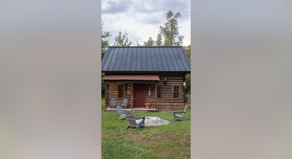 Shepards Cabin Two Mile Ranch