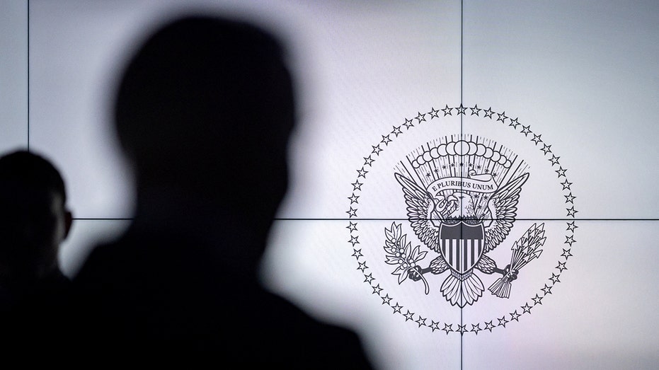 Shadow, Presidential seal
