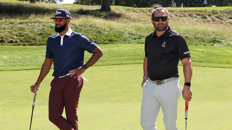 Chris Young and Johnny Damon on golf course
