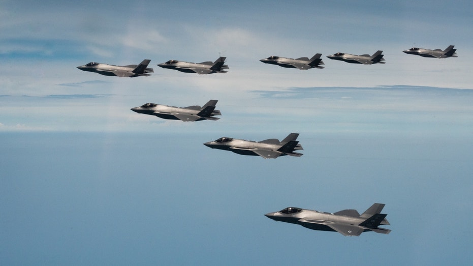 F-35 joint exercise formation