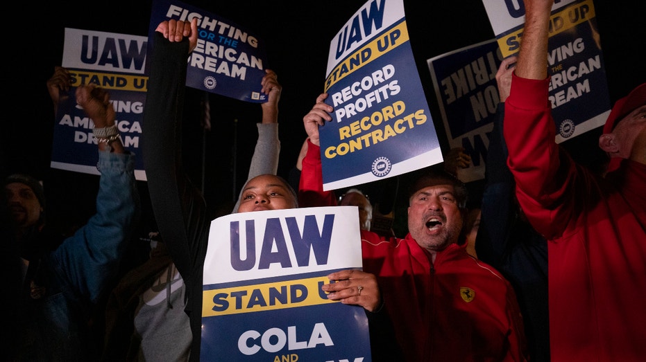 UAW autoworkers strike GM, Ford, Stellantis