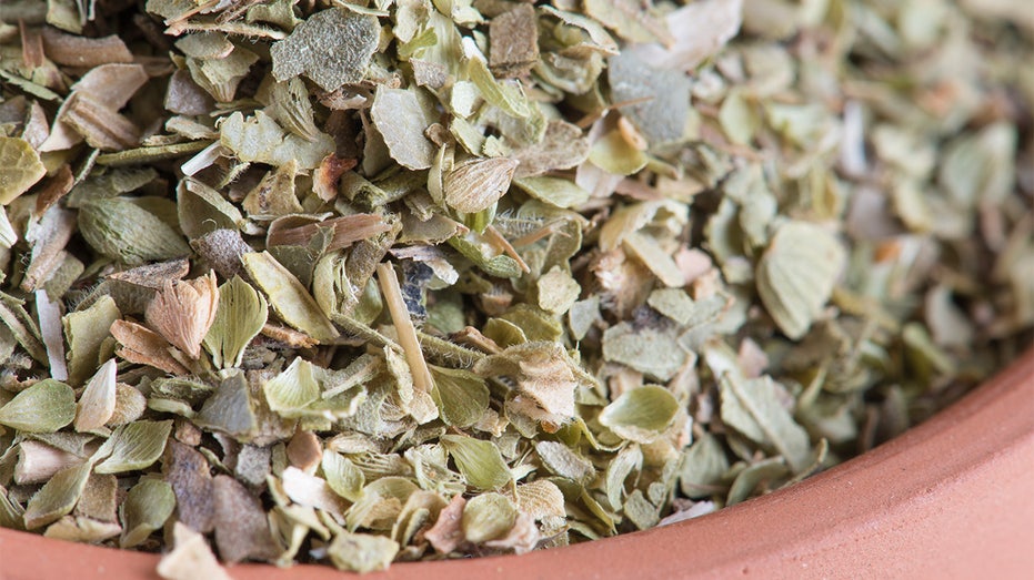 Dried Oregano