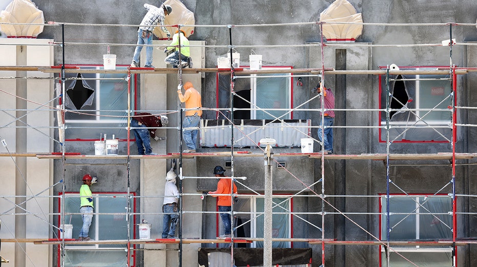 Construction workers in Los Angeles