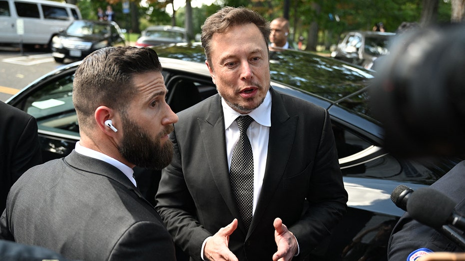 Elon Musk arrives at U.S. Capitol for Senate AI forum