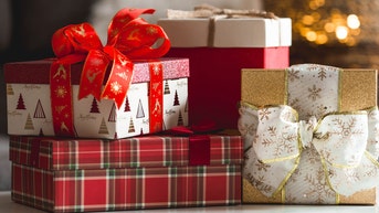 Holiday gift-buying: tips to avoid breaking the bank - Fox News