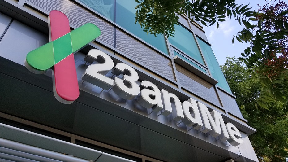 23andMe sign