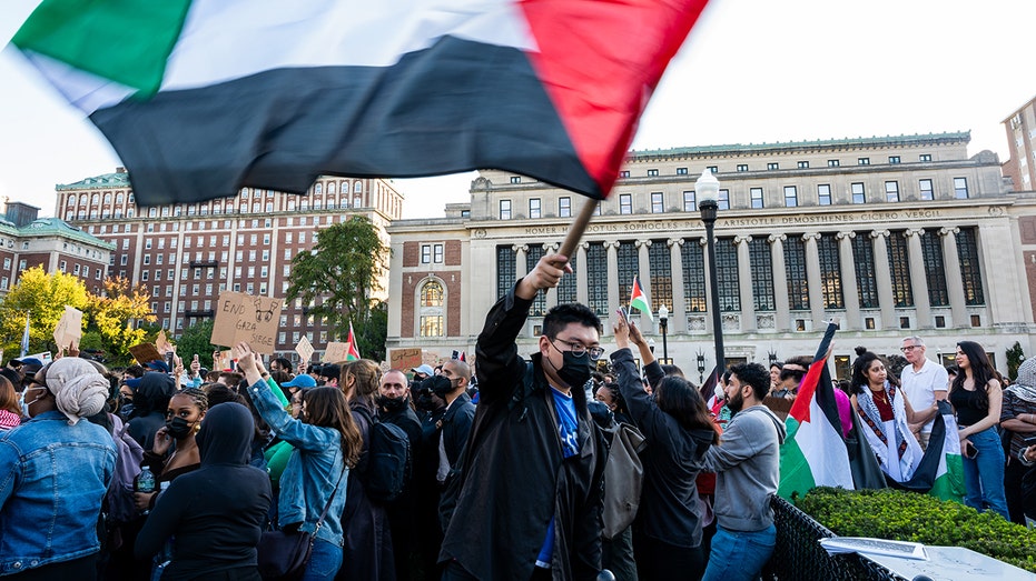 Pro-Palestine students protest at Columbia