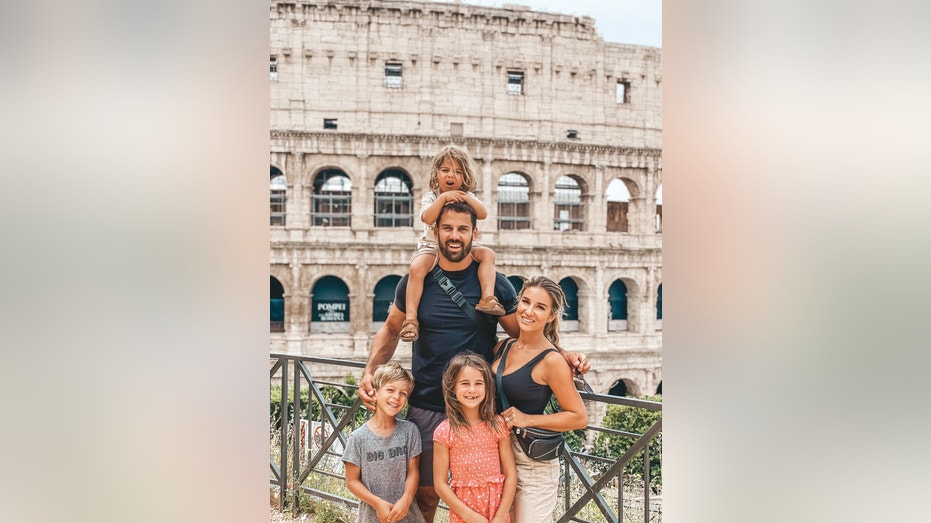 jessie james decker family in rome