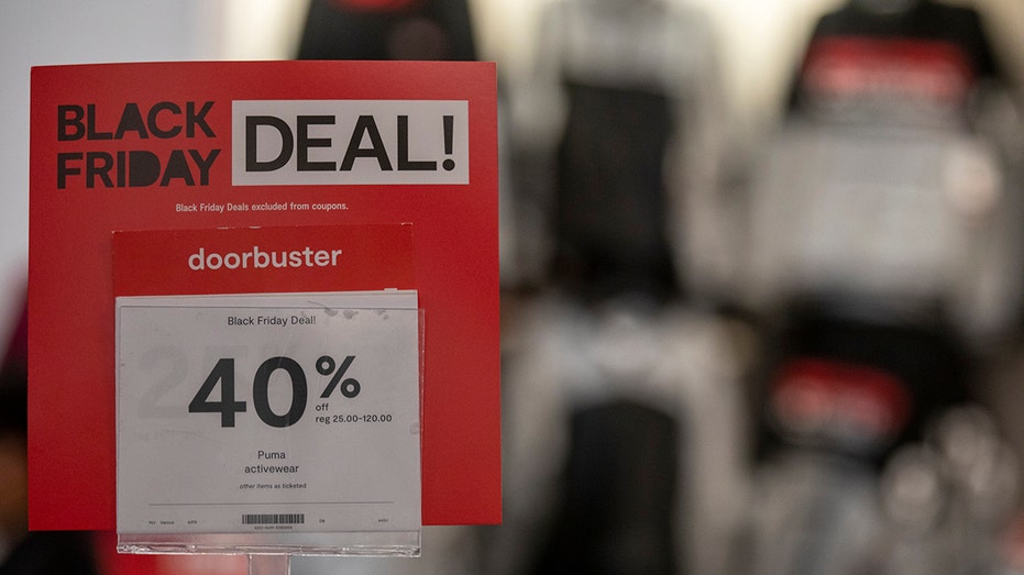 JCPenney plans to keep holiday prices for top products in line