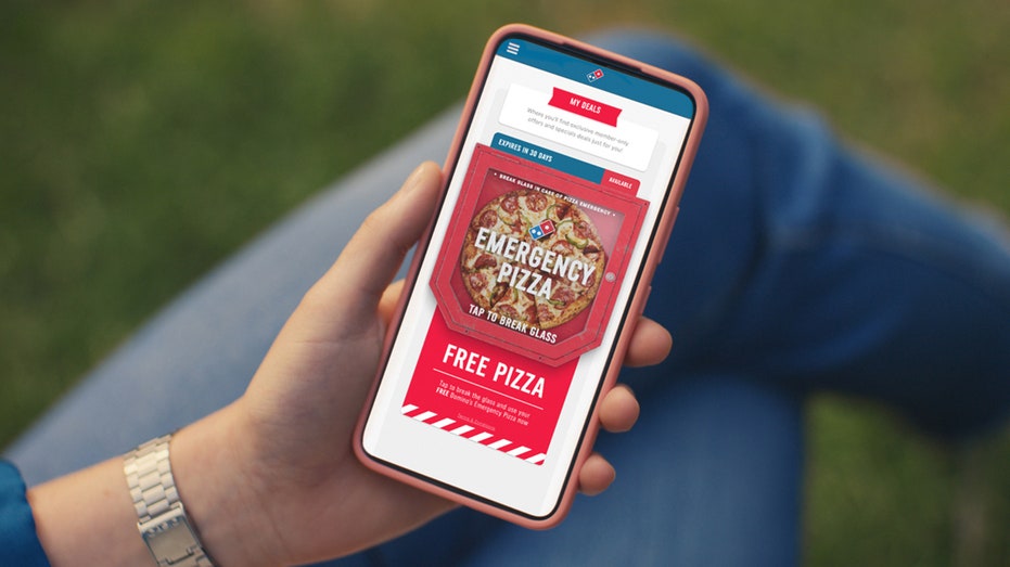 domino's emergency pizza redeem on phone